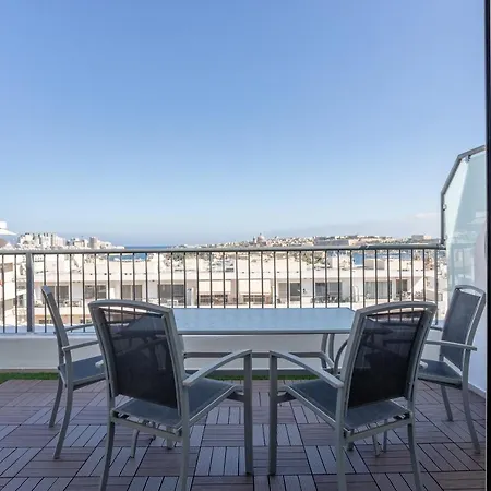 Superb Penthouse - Amazing Views - Large Terraces Gzira