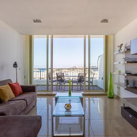 Superb Penthouse - Amazing Views - Large Terraces *