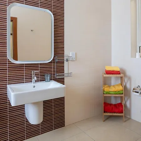 公寓 Superb Penthouse - Amazing Views - Large Terraces Gzira